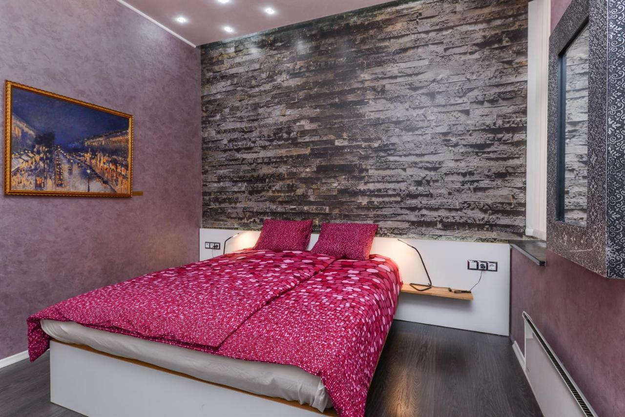 Champs-Elysees Sofia 2-Bdr, 2-Bthr Tsar Simeon Suite By Flat Mаnager מראה חיצוני תמונה