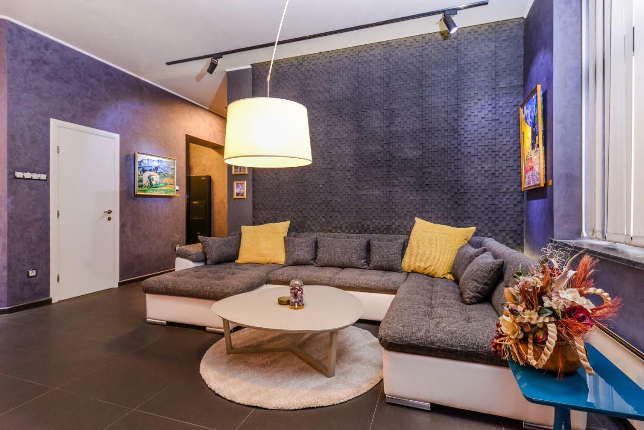 Champs-Elysees Sofia 2-Bdr, 2-Bthr Tsar Simeon Suite By Flat Mаnager מראה חיצוני תמונה