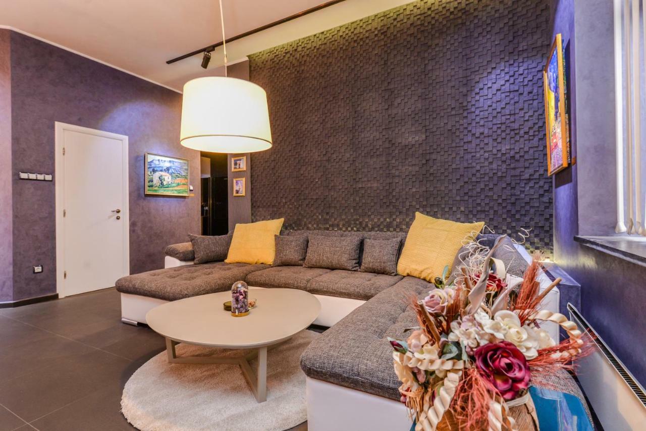 Champs-Elysees Sofia 2-Bdr, 2-Bthr Tsar Simeon Suite By Flat Mаnager מראה חיצוני תמונה