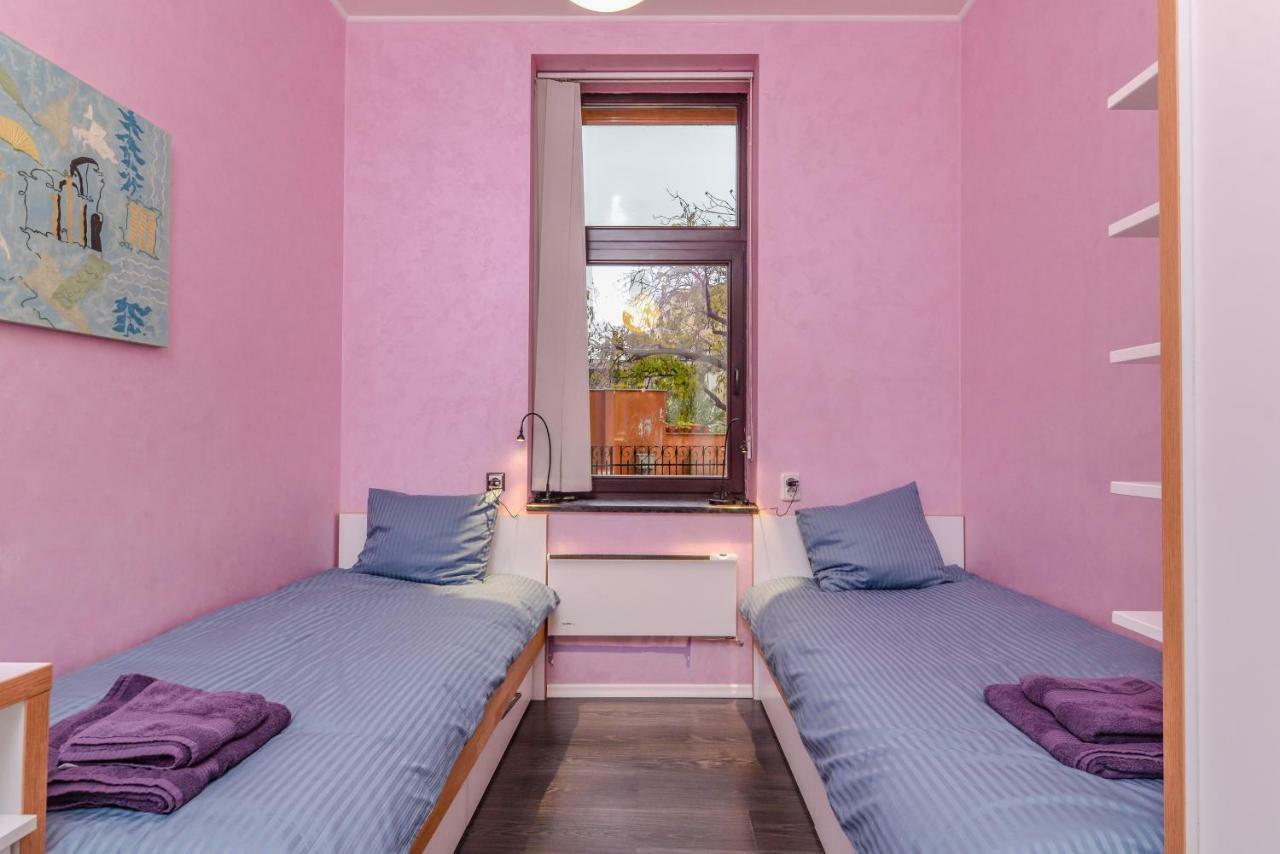 Champs-Elysees Sofia 2-Bdr, 2-Bthr Tsar Simeon Suite By Flat Mаnager מראה חיצוני תמונה