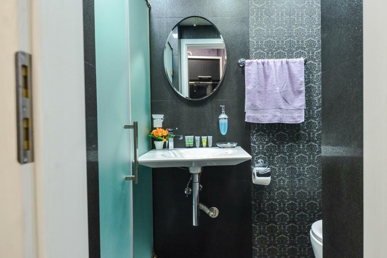 Champs-Elysees Sofia 2-Bdr, 2-Bthr Tsar Simeon Suite By Flat Mаnager מראה חיצוני תמונה